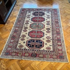 A Pakistani Kilim Rug 4’8″ x 8′ excellent condition