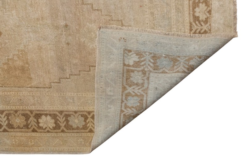 Vintage Turkish Oushak Rug 60+ Years Old – 3.9x8.2 ft / 120x250 cm gallery