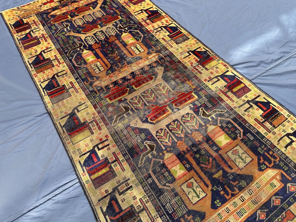 7'5 X 3'5 ft Vintage Gorgeous Tank Top Soviet War Carpet with Pictorial Runner