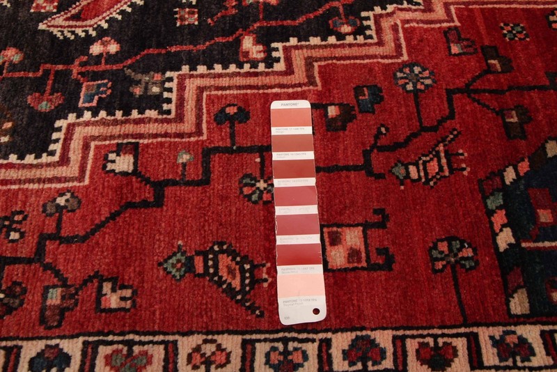 Vintage 4'9" x 9'3" Traditional Hand Knotted Vegetable Dye Wool Area Rug gallery