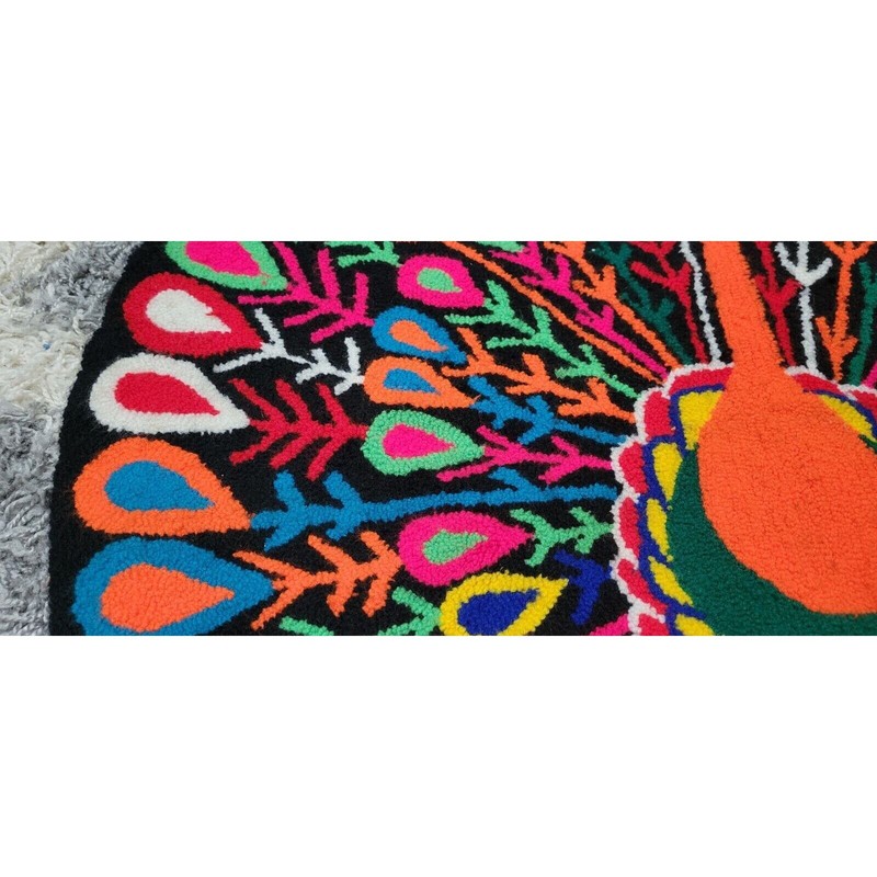 Vtg Handmade Venezuelan Peacock Rug 30" Round Bright Colors Stunning Venezuela gallery