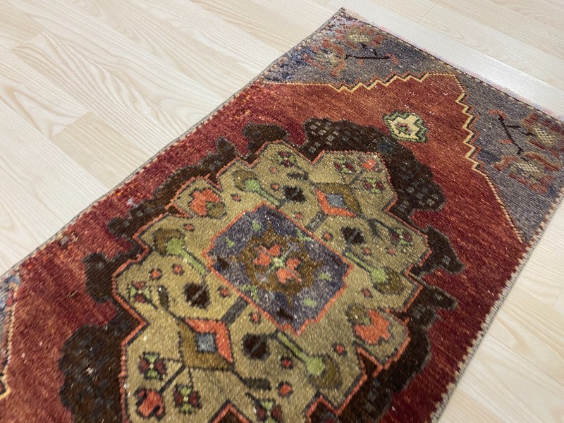 Vintage Anatolian Rug 1.4x2.8 ft Antique Red Medallion Handwoven Wool Mat Carpet gallery
