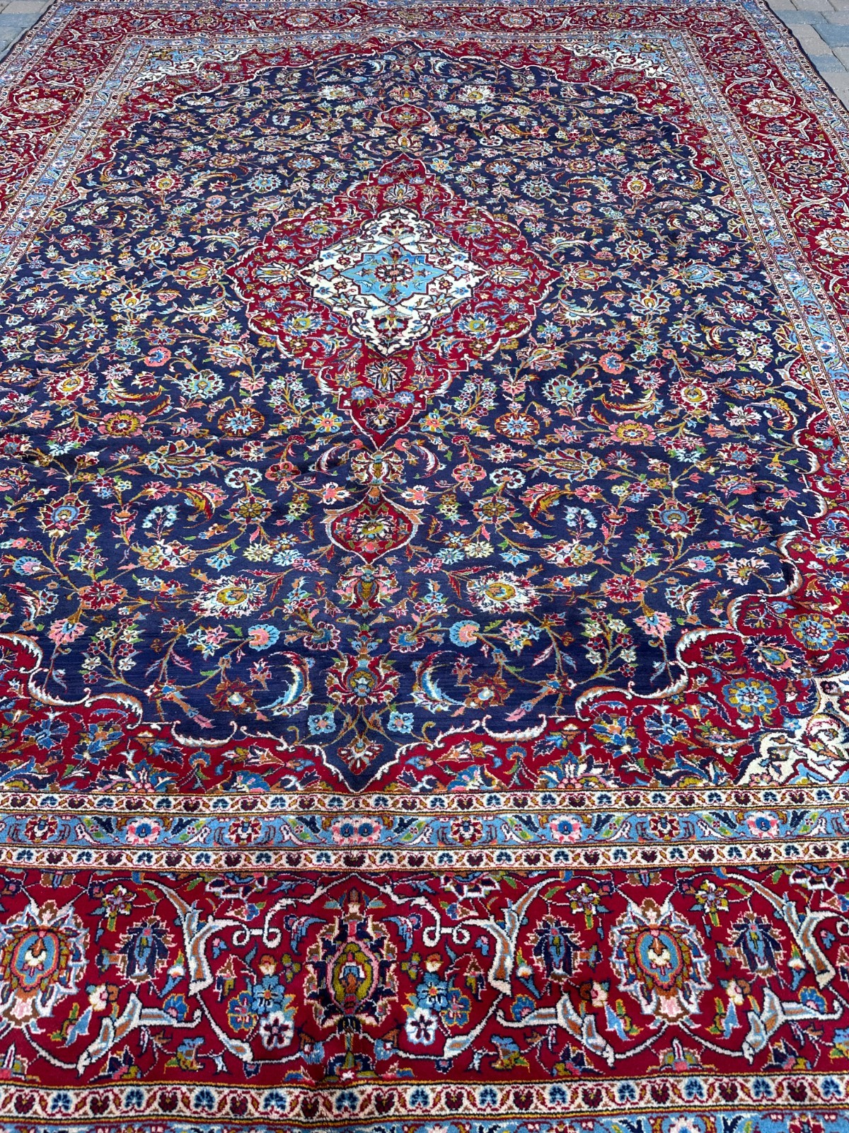 Top Quality Handmade New Oriental Rug, Blue Floral Medallion Design, 10x14 gallery