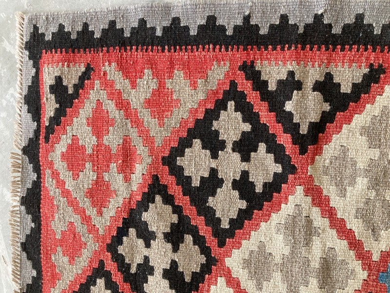Vintage Traditional Handmade Geometric Qashqai Kilim Floor Rug Carpet 94X63 cm gallery