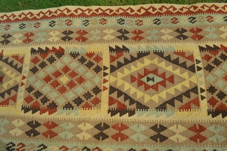 310 X 80 CM Stunning Turkish Flat Fine Weave Natural Vegetable Dye Kilim Runner gallery