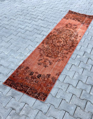 Antique Runner Rug, 2×9 ft Runner Rug, Anatolian Carpet, Oushak Rug, Wool Carpet