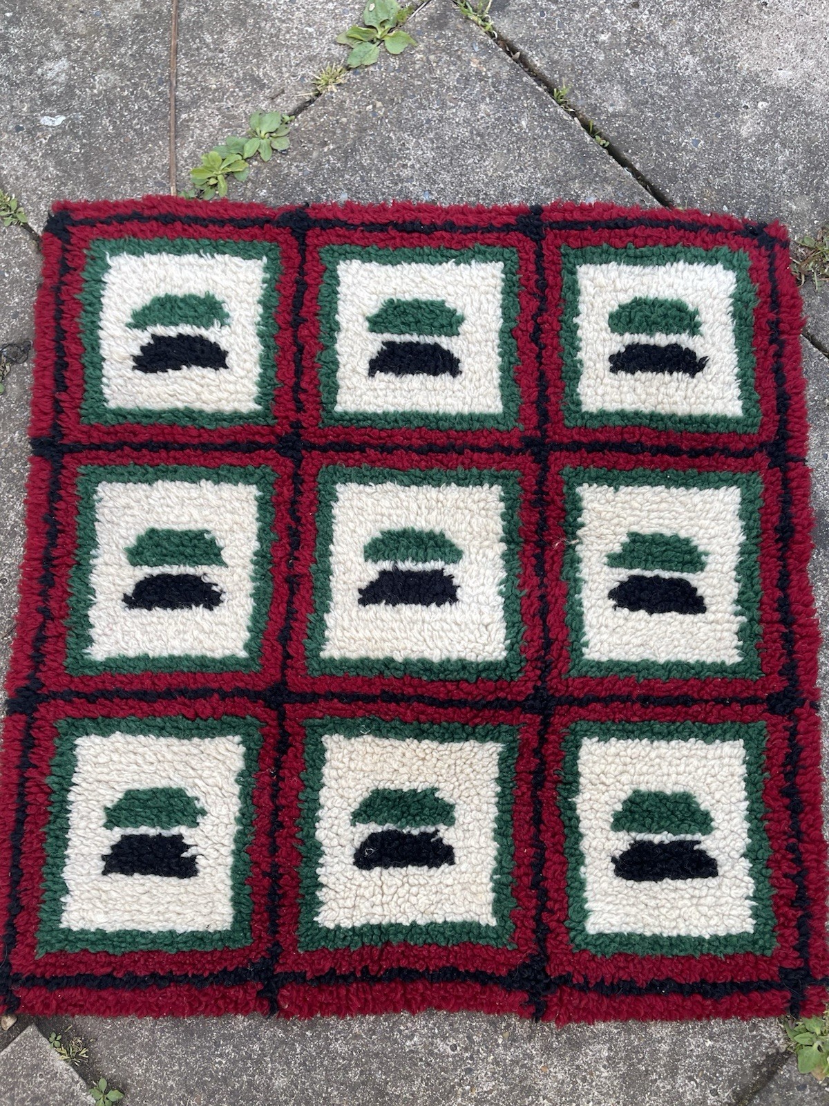 Vintage Retro Hand Knotted Latch Hook Rug Wool? 68x70cm (B51 gallery