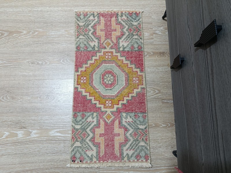 Turkish Vintage Rug, 1'3x2'6 ft, Red Small Mini Mat, Washable Doormat gallery