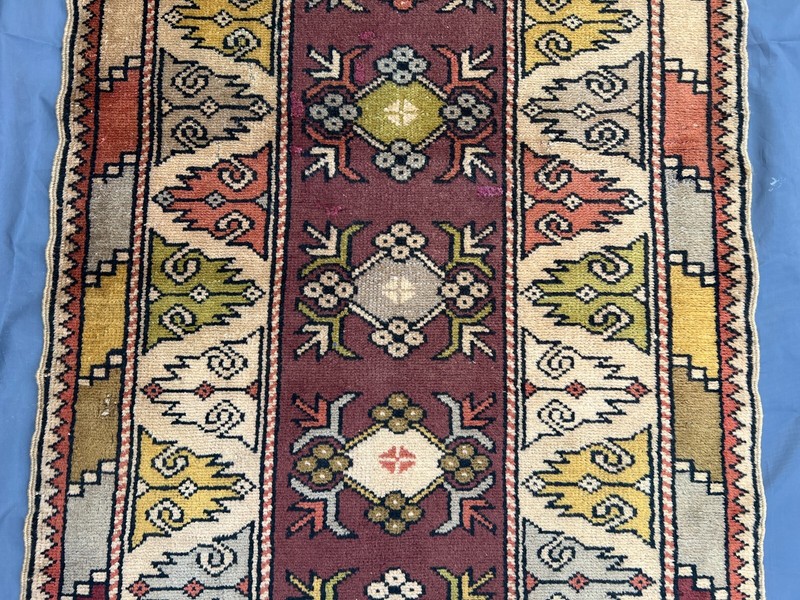 Antique Turkish Rug 2'9x4'10 – Hand Knotted Wool Low Pile Accent Area Decor Rug gallery