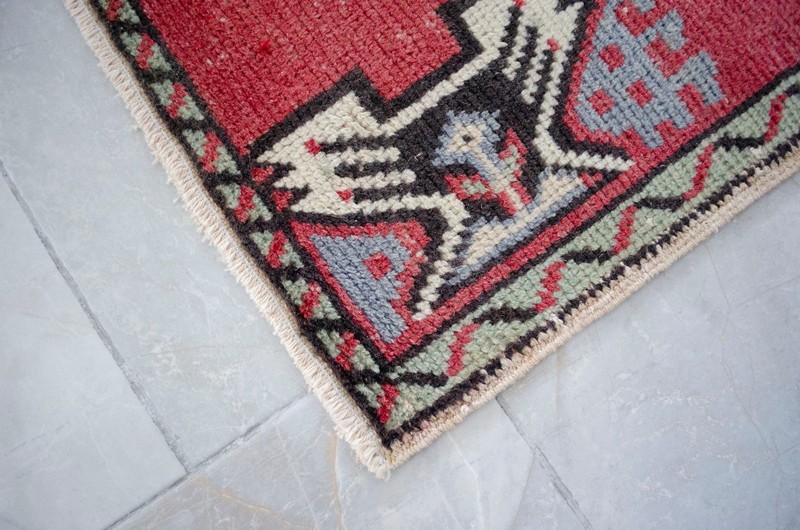 Vintage Turkish Rug Handmade Small Rug, Wool Doormat, Kitchen Rug, 2x3 ft approx gallery