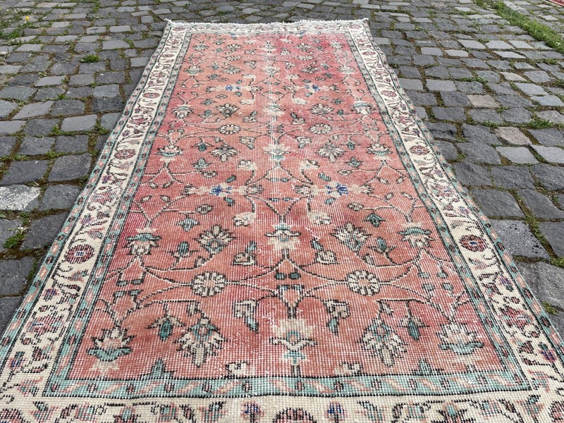 Bohemian Runner Rug, Turkish Vintage Rug, Handmade Wool Rug, 3,1 x 6,4 ft gallery