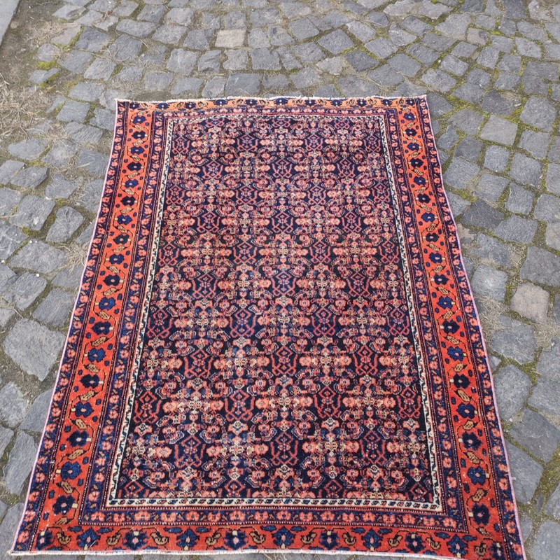 Over 100 years old Vintage Persian Style Malayer rug 3.35 x 4.66 ft , 102x142 cm gallery