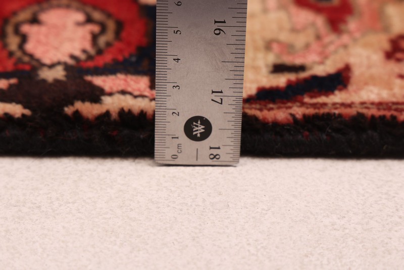 Vintage 7'2" x 10'4" Traditional Hand Knotted Vegetable Dye Wool Area Rug gallery