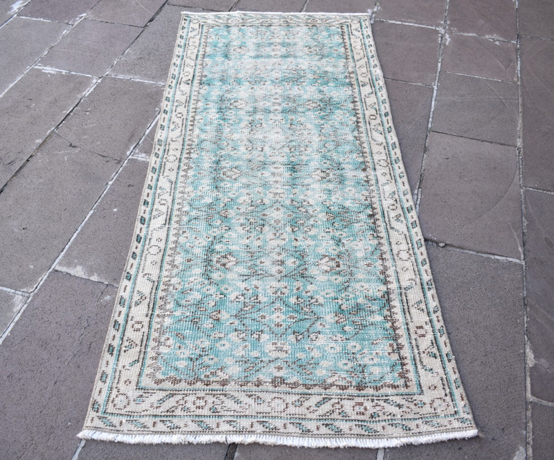 Vintage Turkish Rug 32'' x 77'' Muted Dye Oushak Rug Hand-knotted Wool Rug gallery