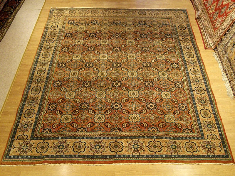 9.6 x 12 HAND KNOTTED FINE QUALITY ANTIQUE OUSHAK RUG _NATURAL DYED FINE WOOL gallery