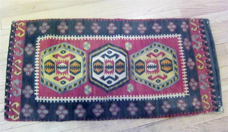Kilim Hand Loomed Wool Turkish Area Rug Saddle Bag Eastern Turkey 19" x 36" VTG gallery