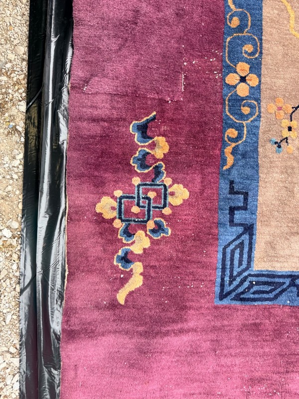 Chinese Art Deco rug from the 1930's gallery