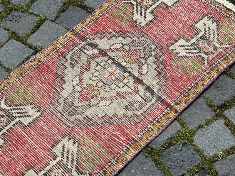 Turkish Small rug, Vintage rug, Handmade wool rug, Entryway rug 1,5 x 3,0 ft gallery