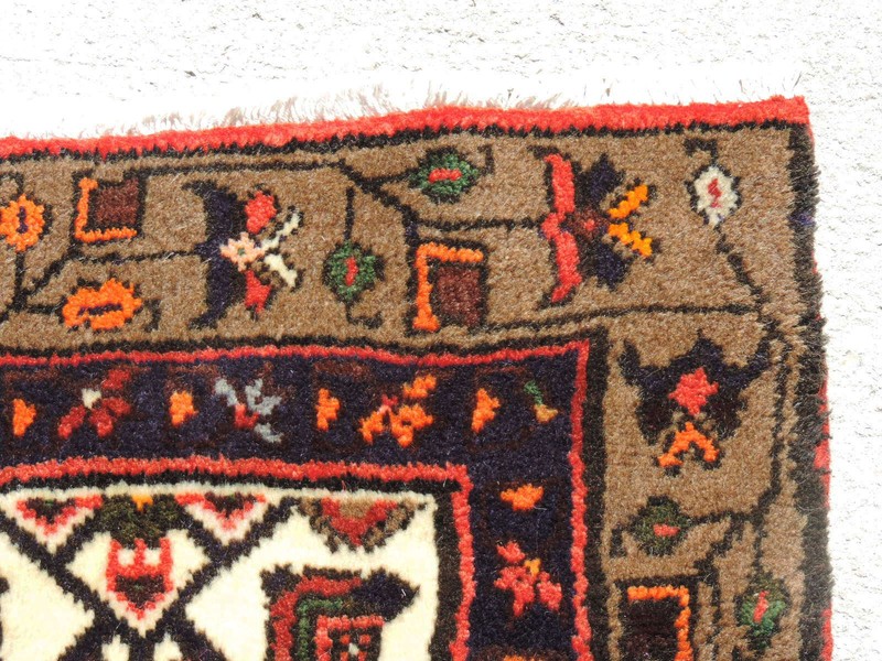 3x5ft. Handmade Vintage Sarab Wool Rug gallery