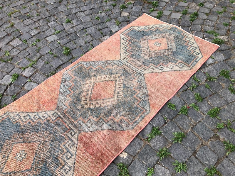 Carpet, Turkish rug, Vintage rug, Handmade rug, Runner, Wool | 2,8 x 8,7 ft gallery