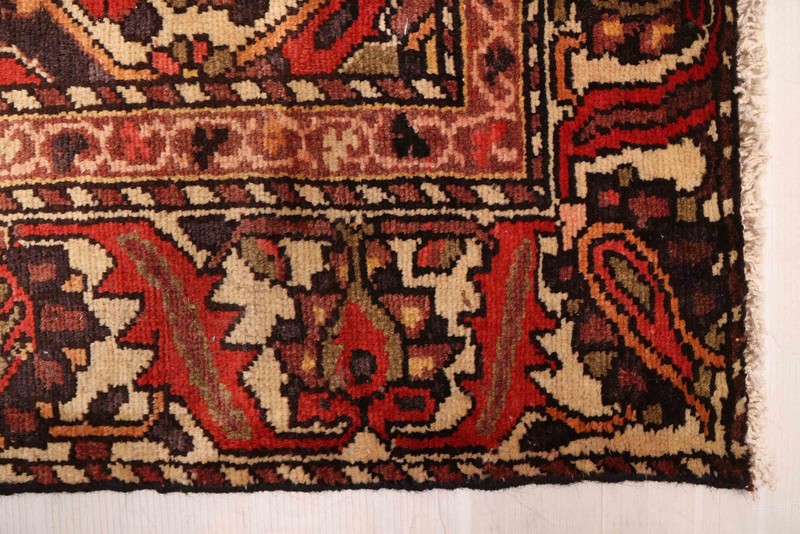 Vintage 4'11" x 6'11" Traditional Hand Knotted Vegetable Dye Wool Area Rug gallery