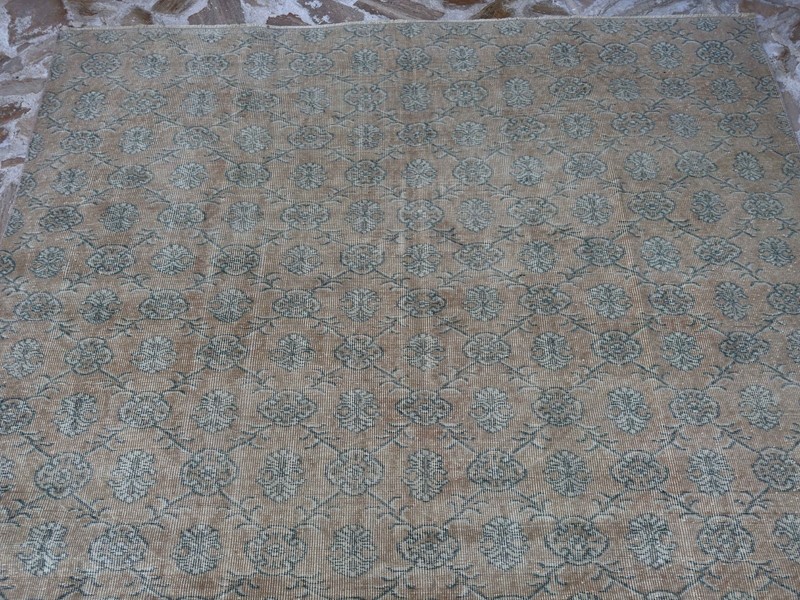 7x11 Pink Vintage Rug – Large Handwoven Turkish Carpet – Faded Floral Pattern gallery