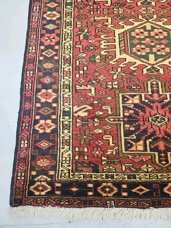 Antique Heriz Karajeh hand-woven wool carpet Oriental carpet 3'6" X 5'3" gallery