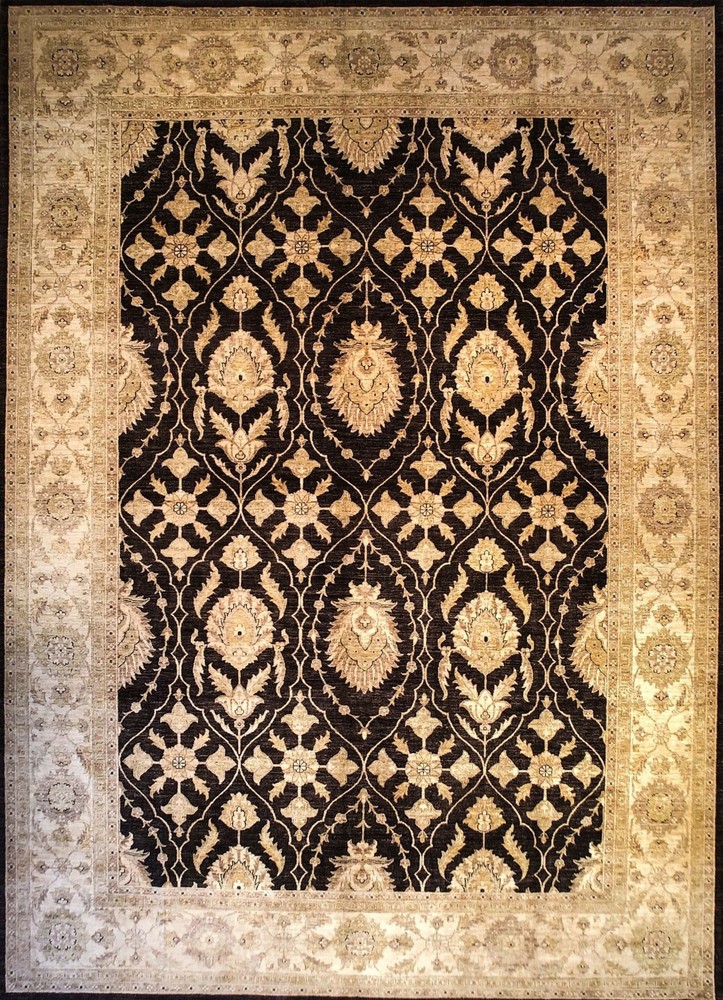Hand-knotted Rug (Carpet) 10'2X14'3, Agra mint condition