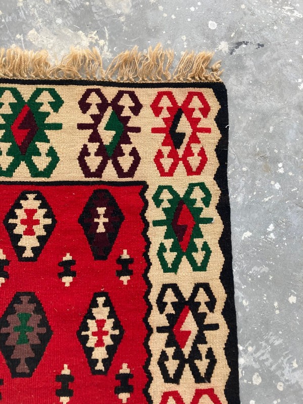Vintage Traditional Turkish Handcrafted Kilim Rug for Home Décor 138x68 cm gallery