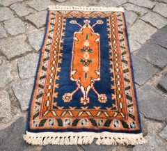 Vintage Small Rug 12” x 22” Fine Quality Pakistan Panel Carpet Wall Rug