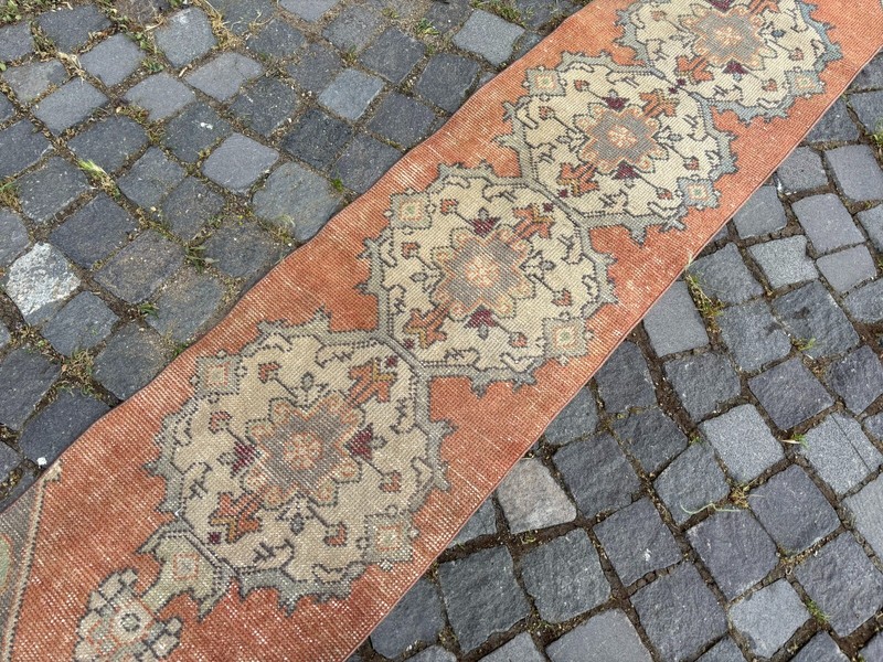 Bohemian rugs, Runner rug, Handmade, Turkish rug, Vintage, Wool | 1,5 x 7,1 ft gallery
