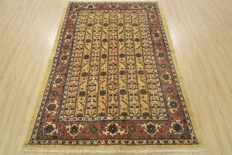 Gabbeh Rug 5’6” x 7’7” Beige Wool Vintage Traditional Hand-Knotted Carpet gallery