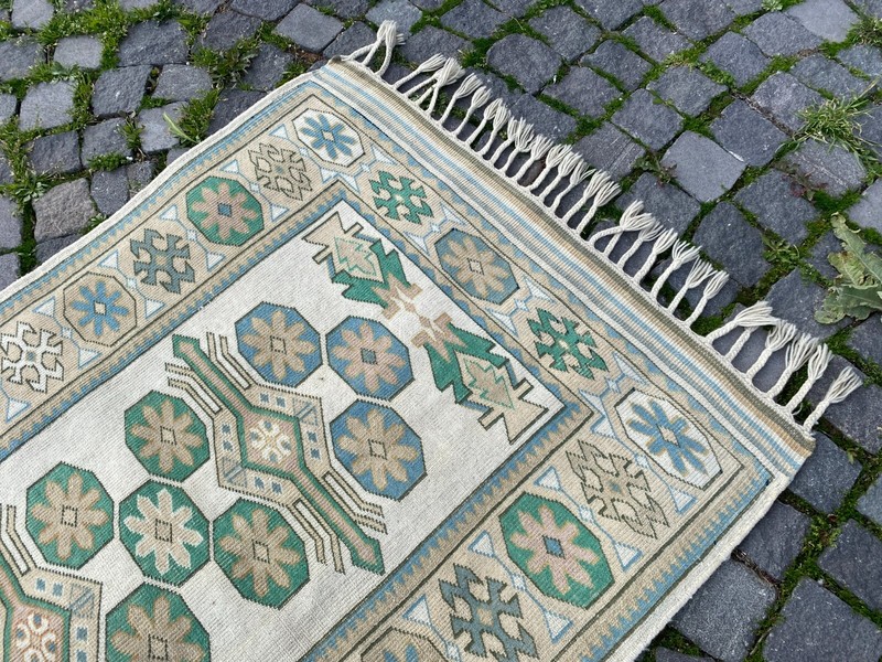 Wool rug, Area rug, Vintage rug, Turkish rug, Bohemian rug 3,0 x 4,5 ft gallery