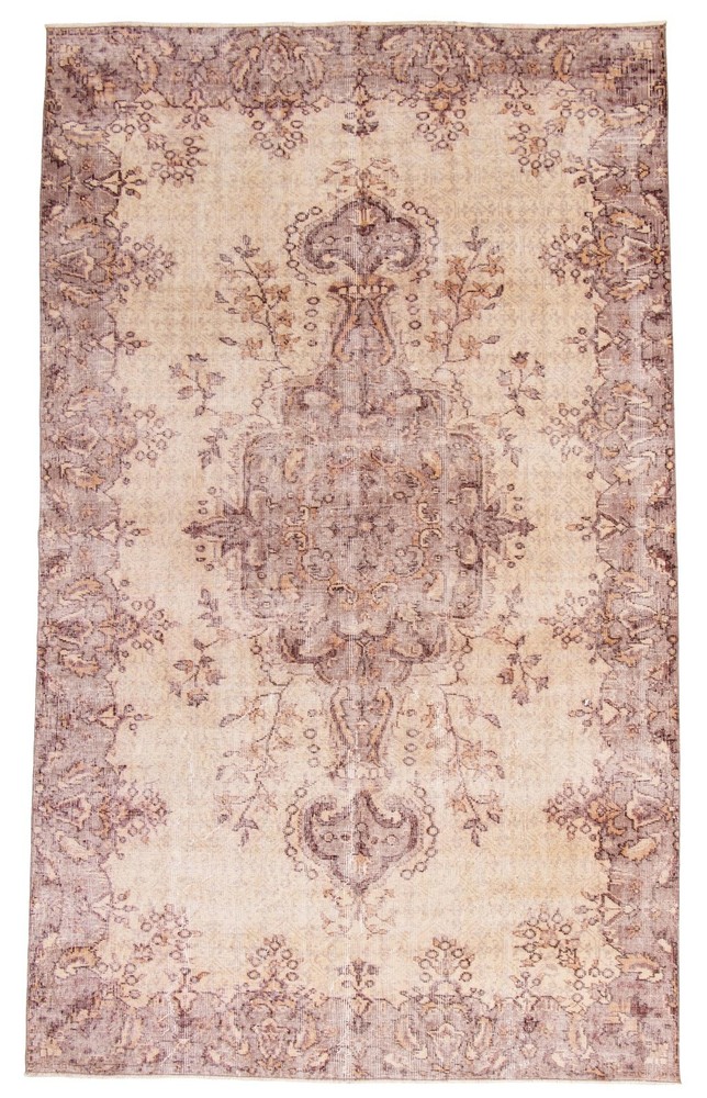 Traditional Vintage Hand-Knotted Area Rug 5'4" x 8'10" Oriental Wool Carpet