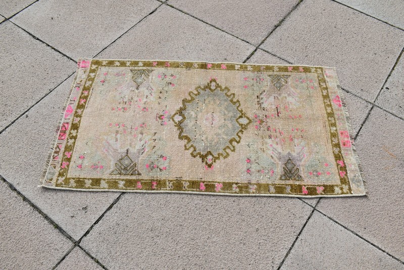 Doormat Oushak Rug,1'6 x 2'7 ft,Turkish Rug, Vintage,Bohemian Rug, Anatolian Rug gallery
