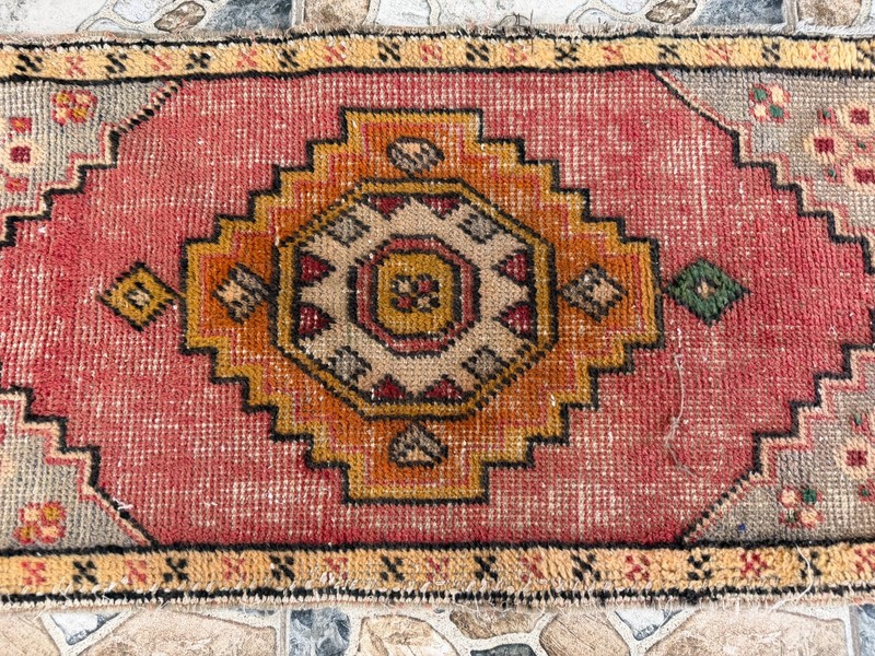 2x3 Vintage Turkish Oushak Rug Small Geometric Rug Accent Entryway Carpet 1990s gallery