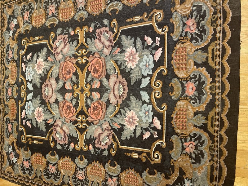 Antique Rose Kilim Rug gallery