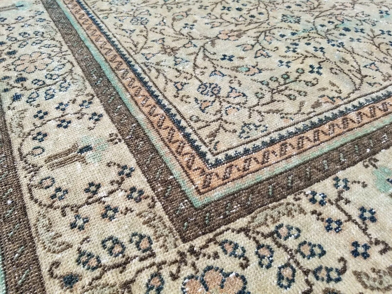 Beautiful Antique 1940-1950's Wool Pile Muted Dye Legendary Bunyan Rug 6’5”x 9’5 gallery