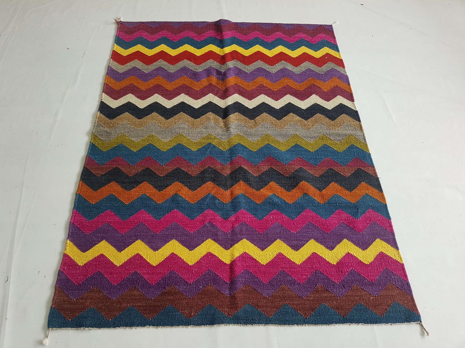 Vintage Handmade Traditional Geometric Multicolor Kilim Rug Carpet 186x135cm gallery