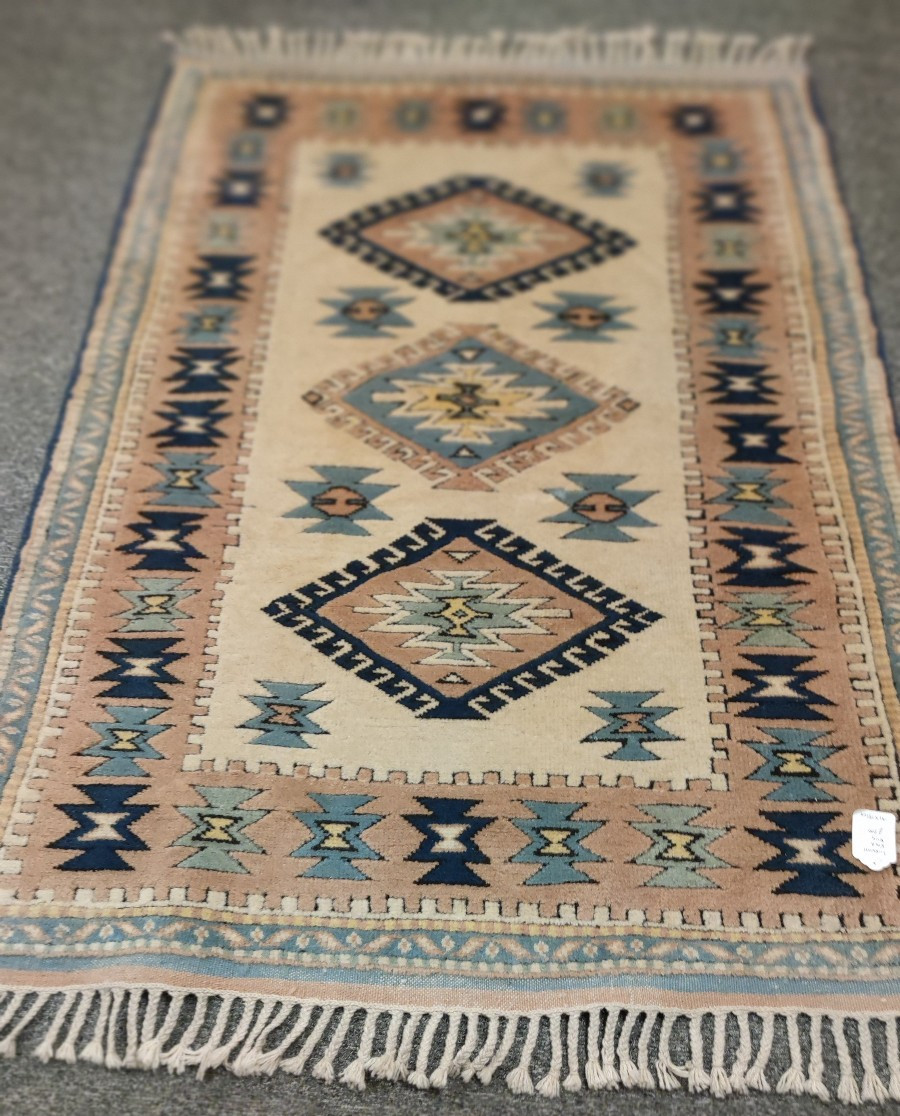 Genuine Hand knotted Turkish Kula Rug NEW old stock 6ft 6 x 4ft 4/ 120x 200cm gallery