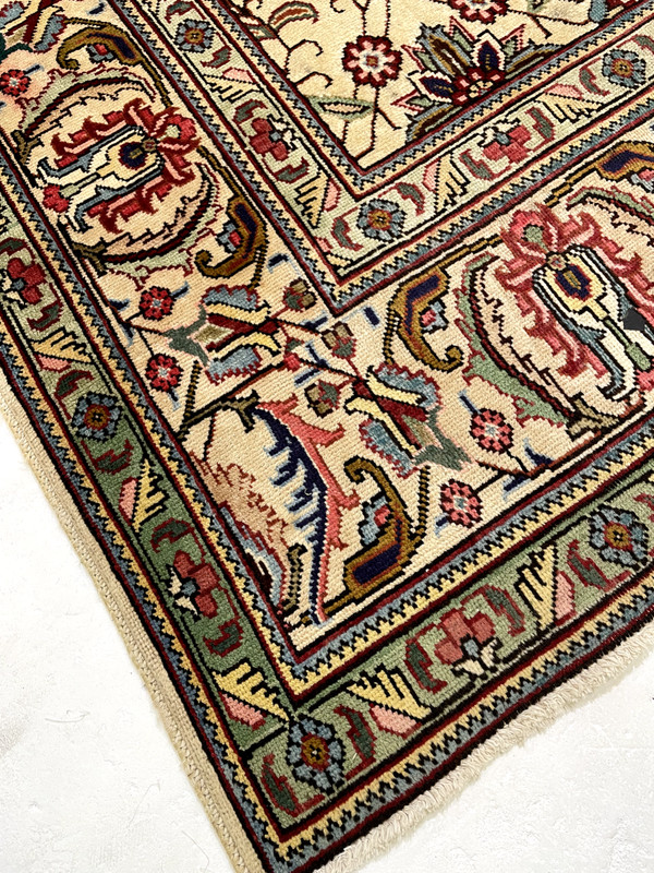 Antique Oriental Hand-Knotted Wool Area Rug Ivory/Green/Red/Blue 8'7" x 11'2" gallery