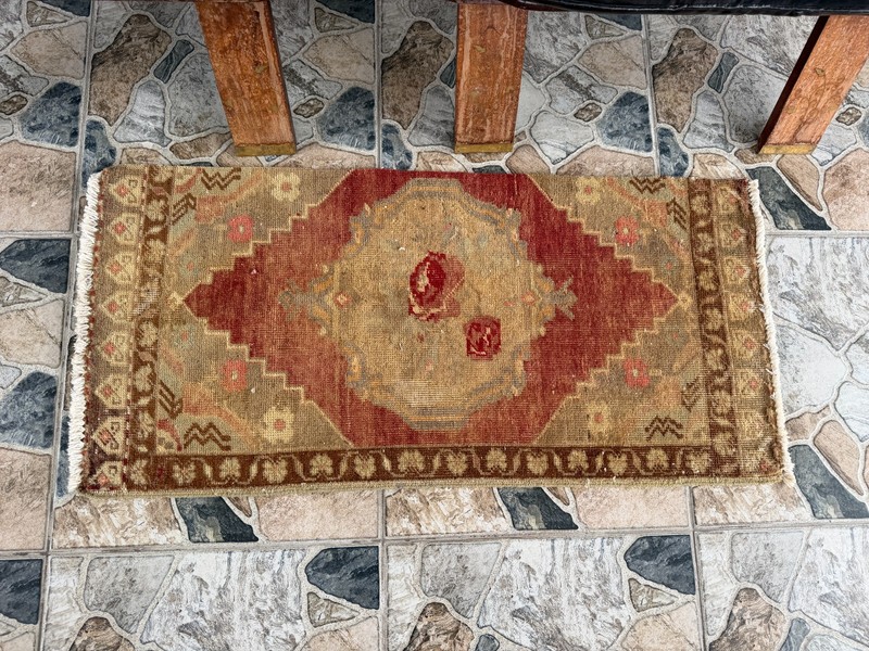 Small Vintage Turkish Runner Rug Hand Knotted Anatolian Medallion Entryway 1.5x3 gallery