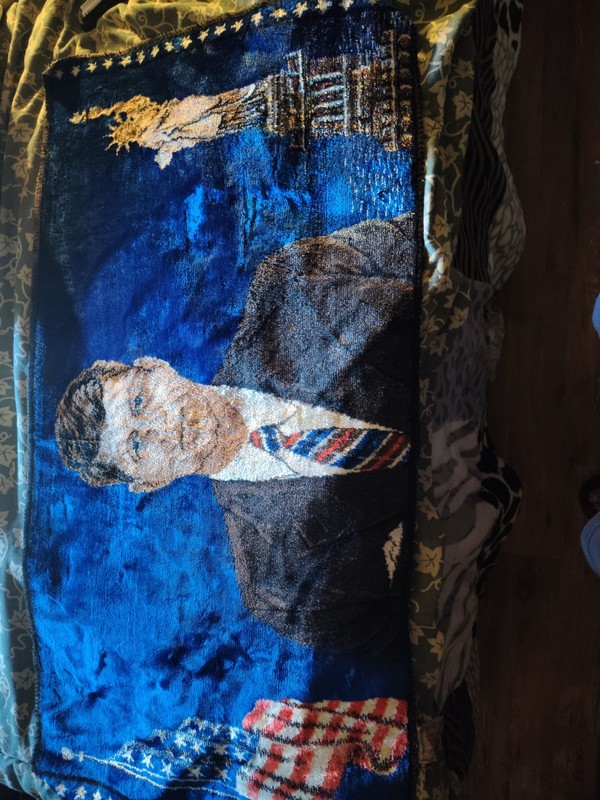 Vintage JFK President John F Kennedy Wall Hanging Felt Tapestry Rug 36 inch gallery