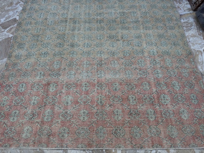 7x11 Pink Vintage Rug – Large Handwoven Turkish Carpet – Faded Floral Pattern gallery