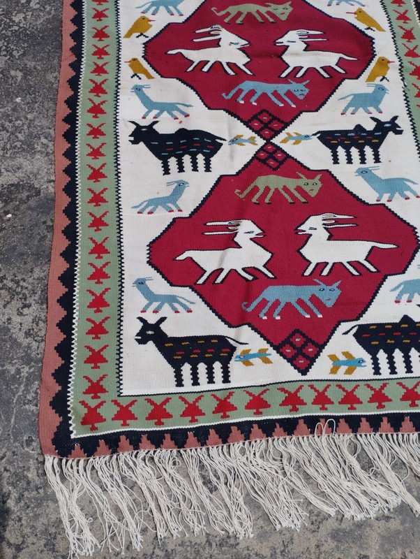 Vintage Handmade Beautiful Turkish Pictorial Wool Kilim Rug 160x92 cm gallery