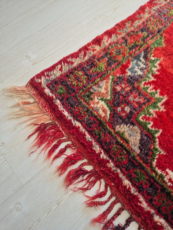 Antique Anatolian Wool Rug 38x50 in – Handwoven Medallion Small Area Rug gallery