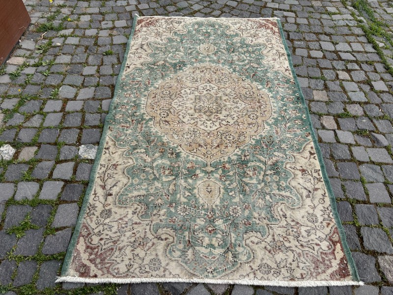 Wool rug, Area rug, Vintage rug, Turkish rug, Bohemian rug 3,9 x 6,8 ft gallery