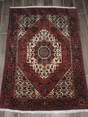 3x5ft. Handmade Bijar Wool Rug