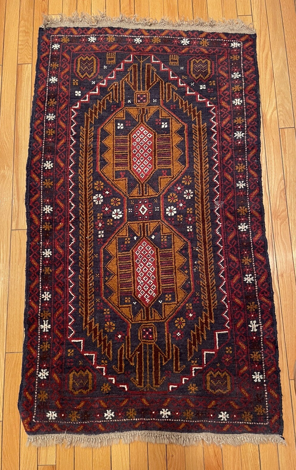 STRIKING! WARM VIBRANT PURE WOOL ANTIQUE HAND KNOTTED ORIENTAL RUG gallery