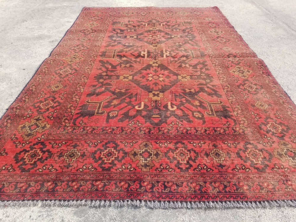 Vintage Distressed Hand Made Traditional Oriental Wool Maroon Rug 194x145cm